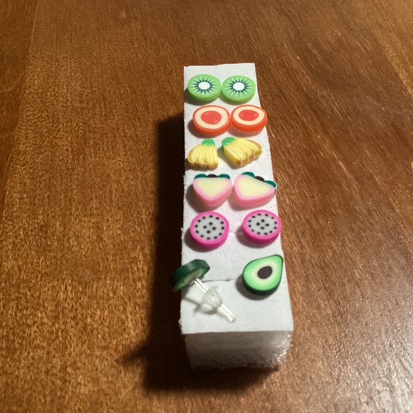 Polymer Clay Sliced Fruit/Fruit Stud Earrings Bundle New  6 pairs - Picture 8 of 8
